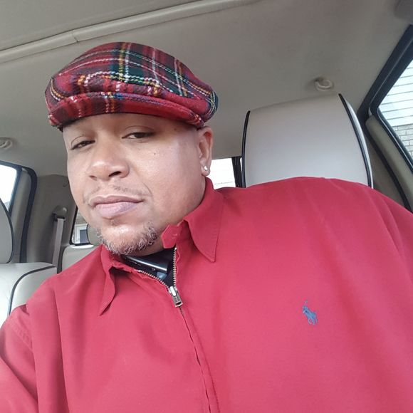 Meet your Posher, Mark - Picture 1 of 1